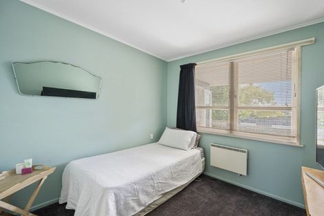 Photo of property in 18 Lipscombe Crescent, Havelock North, 4130