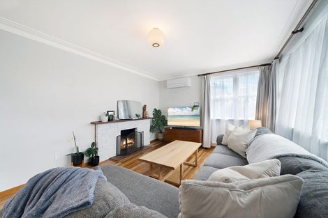 Photo of property in 7 Kelwyn Road, Kelston, Auckland, 0602