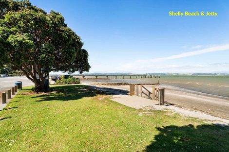 Photo of property in 103 Mcleod Road, South Head, Helensville, 0874