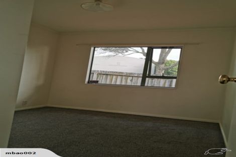 Photo of property in 2/87 Bond Crescent, Forrest Hill, Auckland, 0620