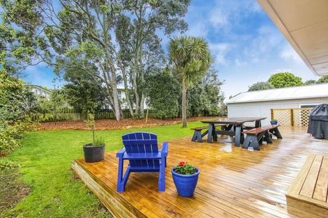 Photo of property in 42 Line Road, Glen Innes, Auckland, 1072