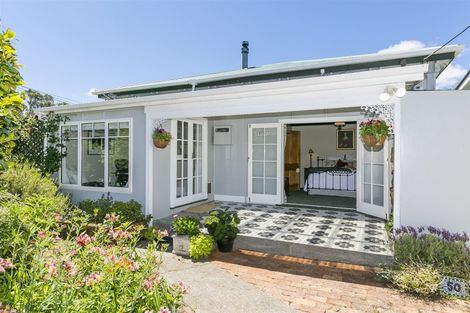 Photo of property in 50 Korokoro Road, Korokoro, Lower Hutt, 5012