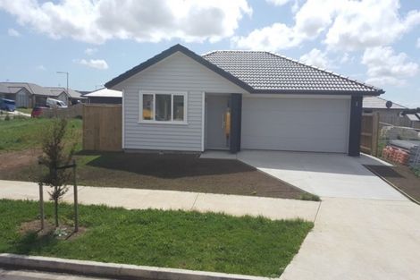 Photo of property in 16 Perla Road, Pukekohe, 2120