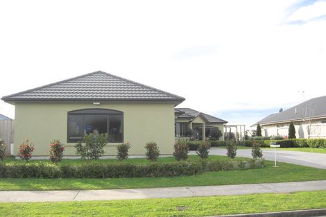 Photo of property in 37 Edenpark Drive, Rototuna North, Hamilton, 3210