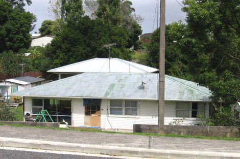 Photo of property in 124 Lancaster Road, Beach Haven, Auckland, 0626