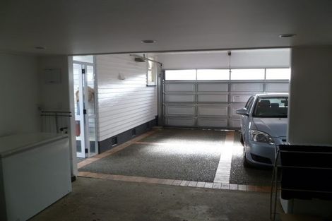 Photo of property in 18 Churchill Avenue, Hokowhitu, Palmerston North, 4410