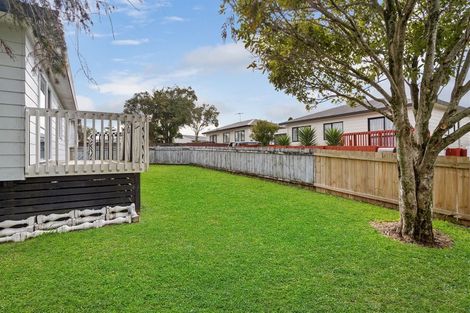 Photo of property in 1/8 Oratu Place, Manurewa, Auckland, 2102