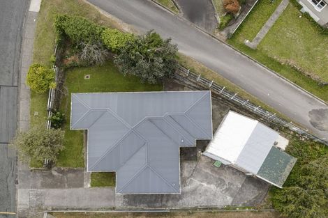Photo of property in 15 Parenga Street, Wainuiomata, Lower Hutt, 5014