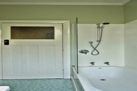 Photo of property in 19 Mersey Street, South Hill, Oamaru, 9400