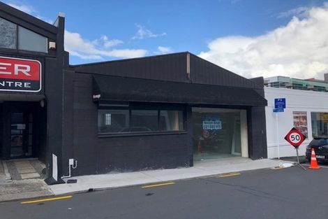 Photo of property in 1 Morgan Street, Castlecliff, Wanganui, 4501