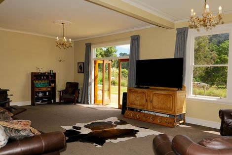 Photo of property in 30 Stenhouse Road, Mount Trotter, Palmerston, 9481