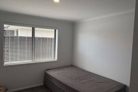 Photo of property in 23 Pioneer Crescent, Omokoroa, 3114