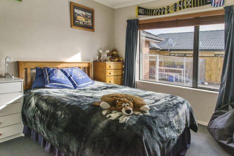 Photo of property in 19 Croftview Road, Wattle Downs, Auckland, 2103