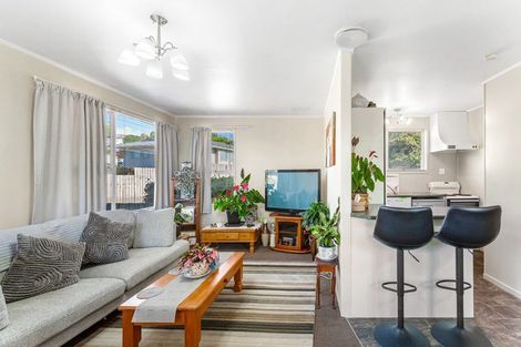 Photo of property in 27 Clyma Place, Massey, Auckland, 0614