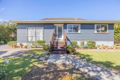 Photo of property in 5 Merida Place, Unsworth Heights, Auckland, 0632