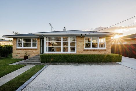 Photo of property in 11 Sandwich Road, St Andrews, Hamilton, 3200