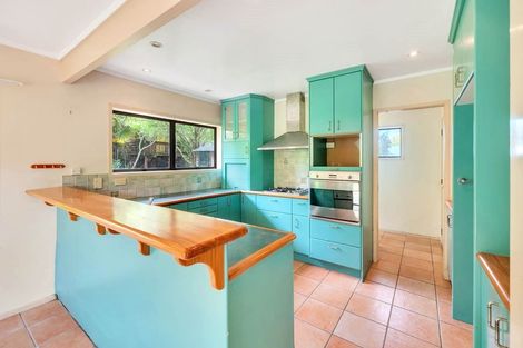 Photo of property in 1 Celina Place, Browns Bay, Auckland, 0630