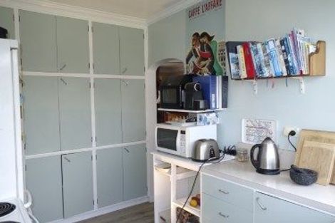 Photo of property in 1 Huia Street, Foxton Beach, Foxton, 4815