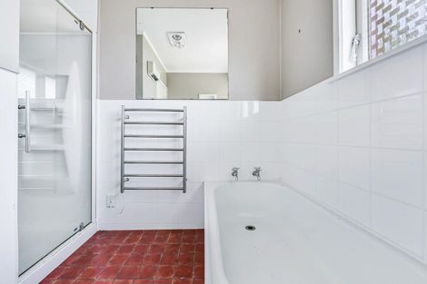 Photo of property in 14 Ross View Terrace, Dinsdale, Hamilton, 3204