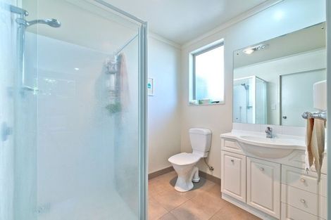 Photo of property in 28 Figaro Crescent, Takanini, 2112