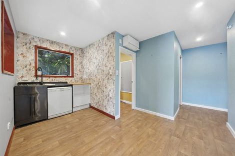 Photo of property in 105 Hornsey Road, Melrose, Wellington, 6023
