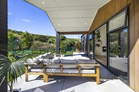 Photo of property in 3 Waipatukahu Lane, Raglan, 3225