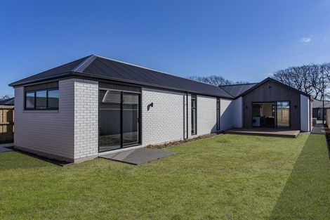 Photo of property in 14 Crossley Avenue, Woodend, 7610