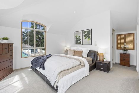 Photo of property in 1/31 Holdaway Avenue, Northcote, Auckland, 0627