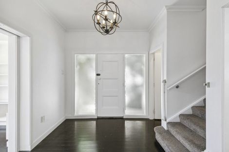 Photo of property in 11 Easdale Street, Kelburn, Wellington, 6012