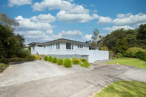 Photo of property in 142 Waitakere Road, Waitakere, Henderson, 0782