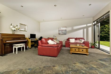 Photo of property in 131b Waitoki Road, Waitoki, Kaukapakapa, 0871