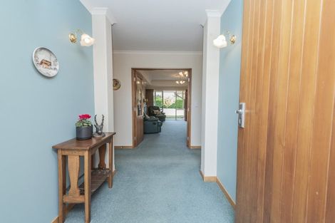 Photo of property in 21 Churchlea Place, Darfield, 7510