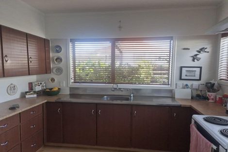 Photo of property in 102 Liardet Street, New Plymouth, 4310