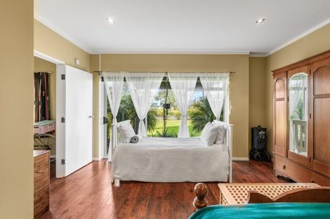 Photo of property in 34 Manaia Road, Tairua, 3508