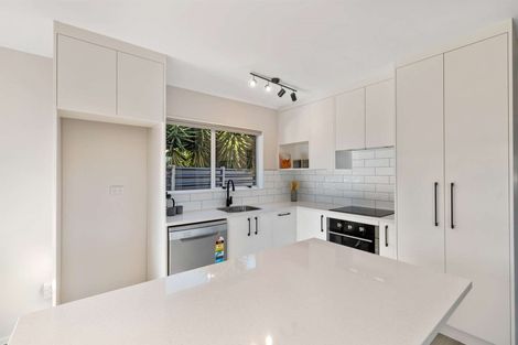 Photo of property in 48 Hamilton Drive, Waiuku, 2123