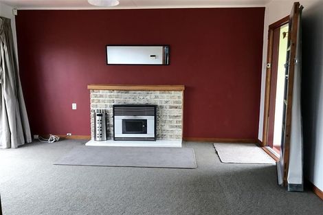 Photo of property in 13d York Crescent, Westown, New Plymouth, 4310