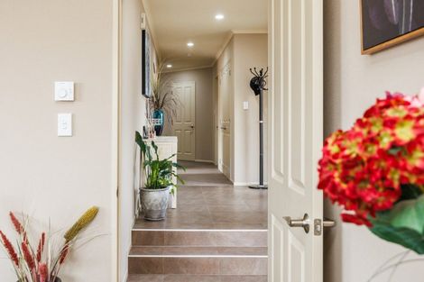 Photo of property in 3 Varsity Heights, Fitzherbert, Palmerston North, 4410