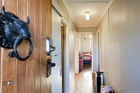 Photo of property in 11 Kakapo Place, Taihape, 4720