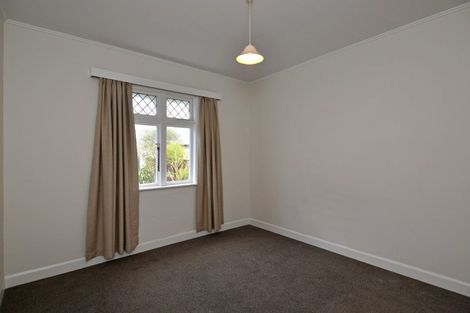 Photo of property in 102 Coutts Street, Kilbirnie, Wellington, 6022