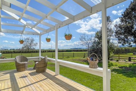 Photo of property in 68 Cadman Road, Dannevirke, 4930