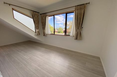 Photo of property in 36 Murvale Drive, Bucklands Beach, Auckland, 2014