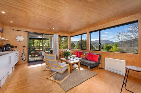 Photo of property in 13b Beach Place, Havelock, 7100