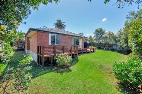 Photo of property in 13 San Pedro Place, Henderson, Auckland, 0612