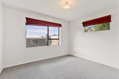 Photo of property in 2/156 Canon Street, Edgeware, Christchurch, 8013