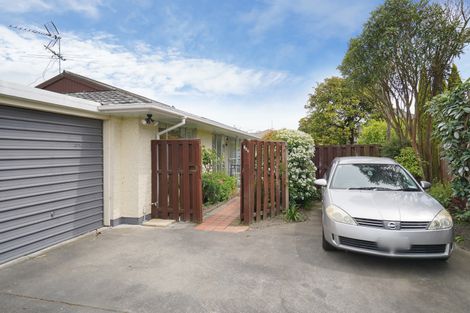 Photo of property in 2/23 Crofton Road, Harewood, Christchurch, 8051