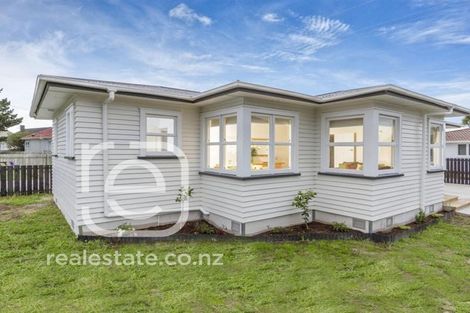 Photo of property in 24 Miranda Street, Avondale, Auckland, 0600