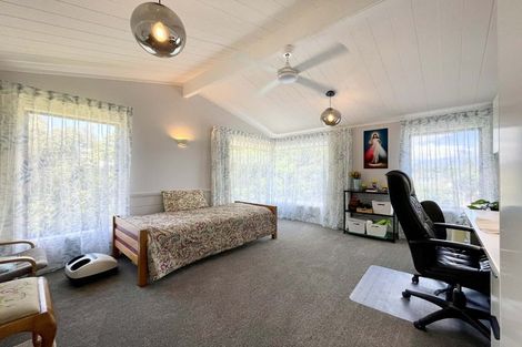 Photo of property in 182 Govett Avenue, Frankleigh Park, New Plymouth, 4310