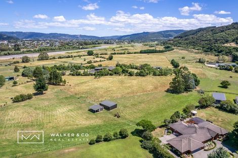 Photo of property in 15 Malcolm Gillies Grove, Totara Park, Upper Hutt, 5018