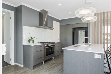 Photo of property in 21 Puhirake Crescent, Pyes Pa, Tauranga, 3112