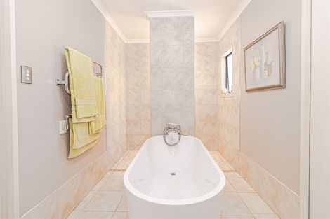 Photo of property in 18 Titter Place, Springvale, Whanganui, 4501